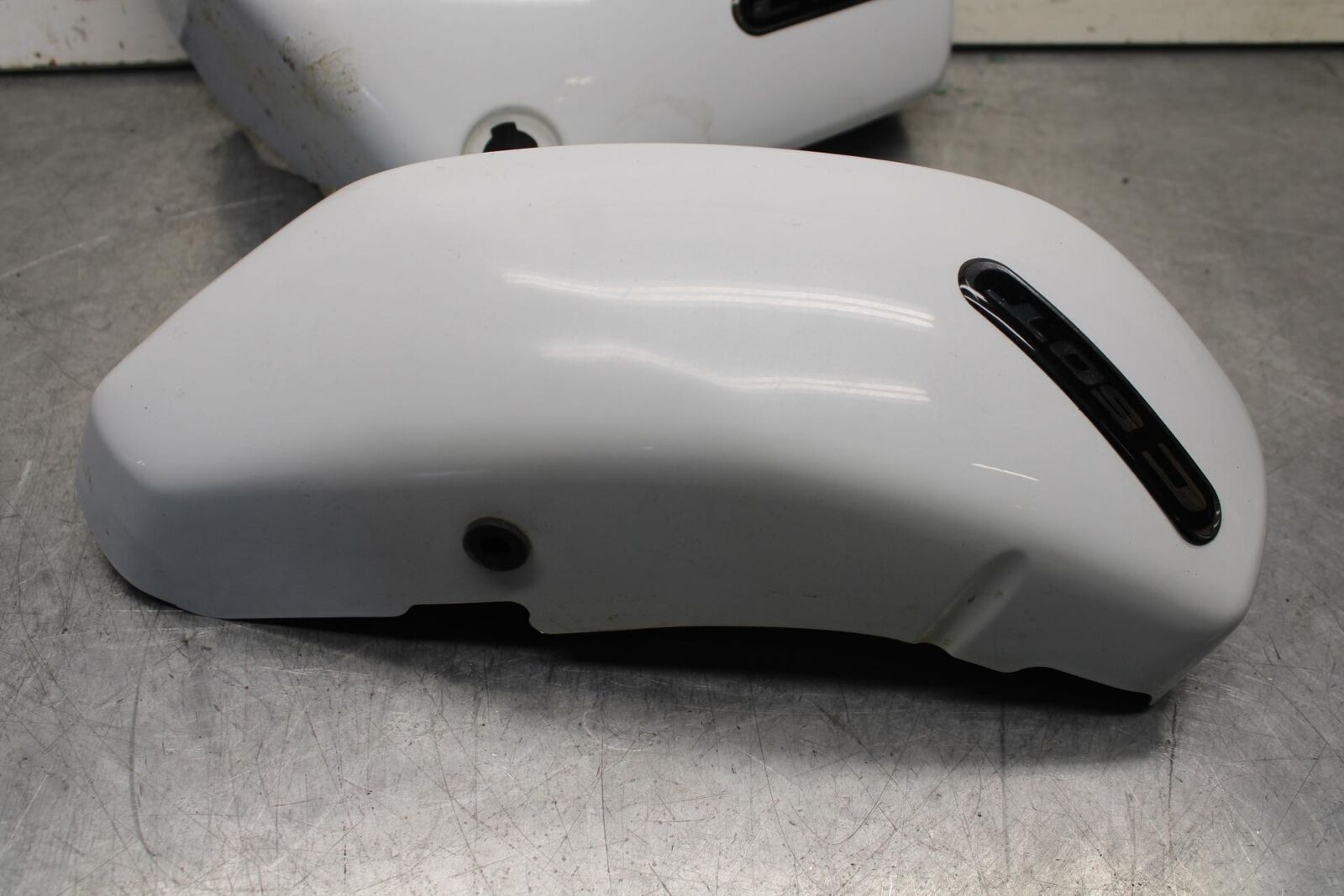 2013 Suzuki Boulevard C50T SIDE COVER PAIR SET PANEL COWL FAIRING BB625