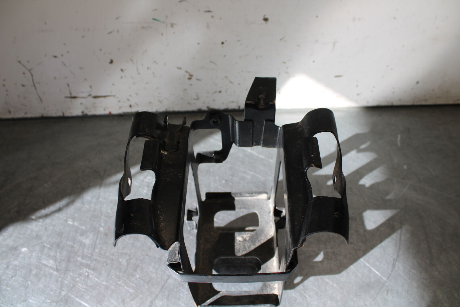 68-74 HONDA CB450 REAR BACK TAIL UNDERTAIL BATTERY TRAY PLASTIC BB386