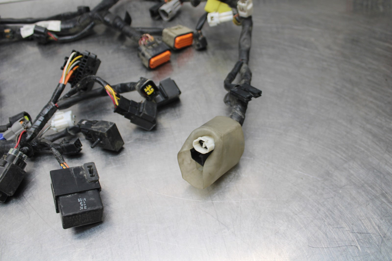 11-22 SUZUKI GSXR 600  MAIN ENGINE WIRING HARNESS MOTOR WIRE LOOM BB193