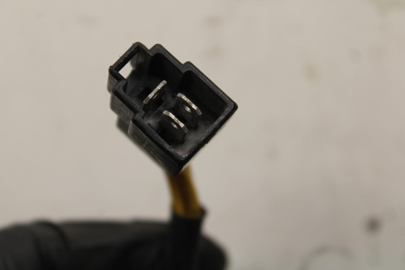 08-11 TRIUMPH SPEED TRIPLE RECTIFIER VOLTAGE REGULATOR BB102