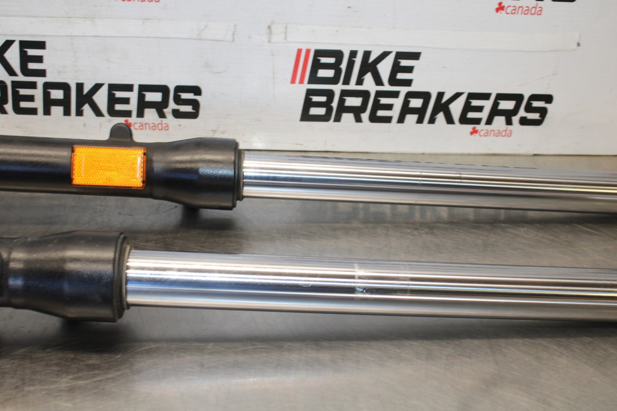 19 BMW F750GS FRONT FORKS SHOCK SUSPENSION SET PAIR BB938