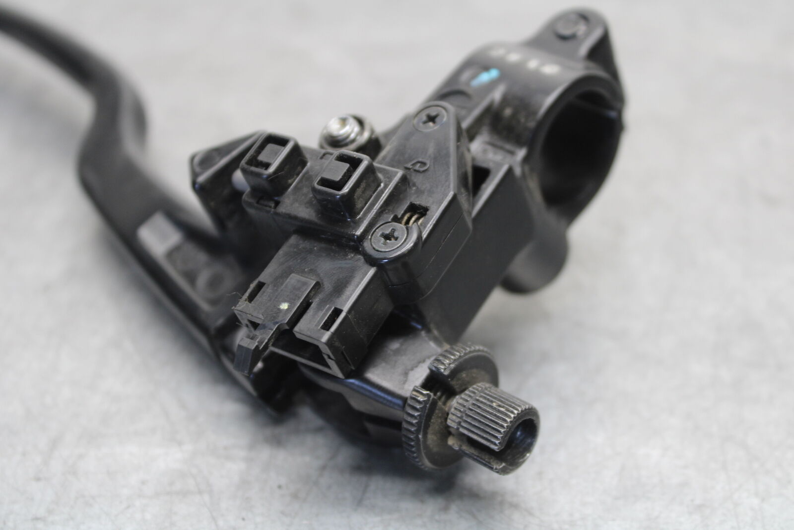 18-23 KAWASAKI NINJA 400 CLUTCH PERCH MOUNT WITH LEVER  BB660