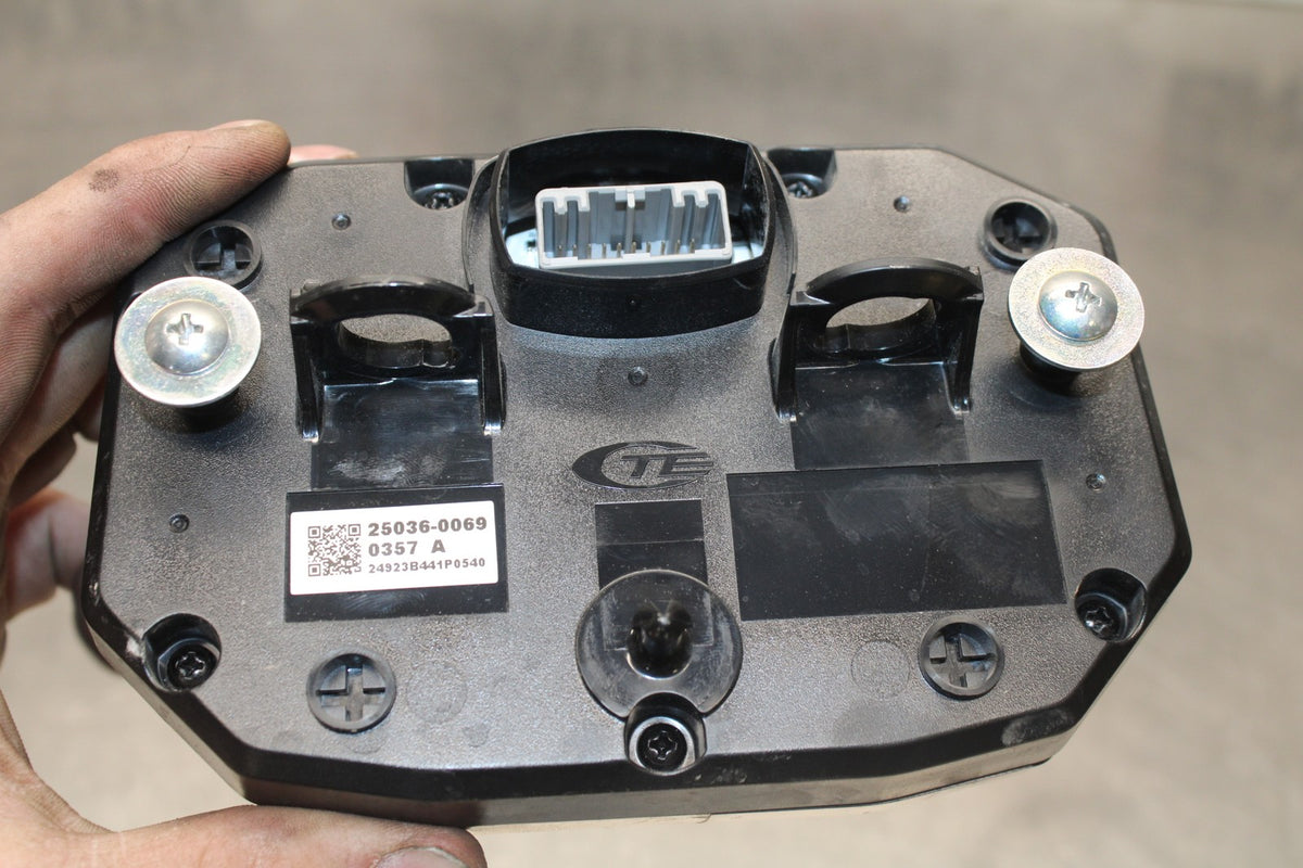 24-25 KAWASAKI NINJA ZX6R 3,735km GAUGES DISPLAY CLUSTER SPEEDOMETER BB939
