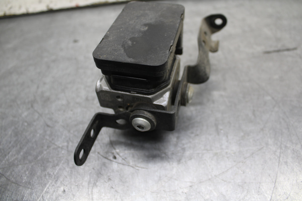 24 KAWASAKI NINJA 500 ABS ABS PUMP UNIT MODULE BB744