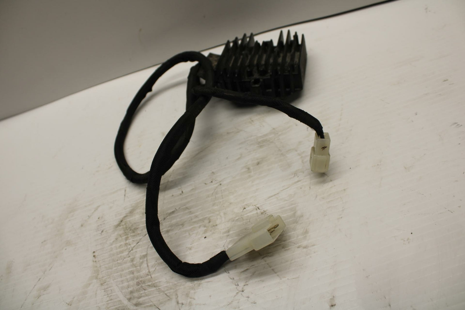 18-20 HUSQVARNA VITPILEN 401 RECTIFIER VOLTAGE REGULATOR BB248