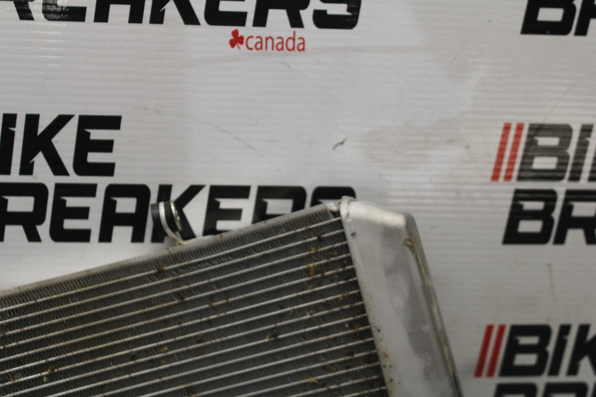 24-25 KAWASAKI NINJA ZX6R ENGINE RADIATOR MOTOR COOLER RADIATER BB939