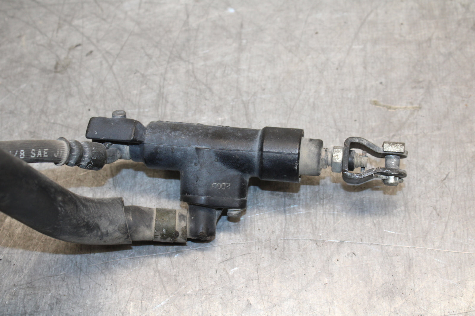02-04 HONDA VTX1800S REAR BACK BRAKE MASTER CYLINDER W RESERVOIR BB712