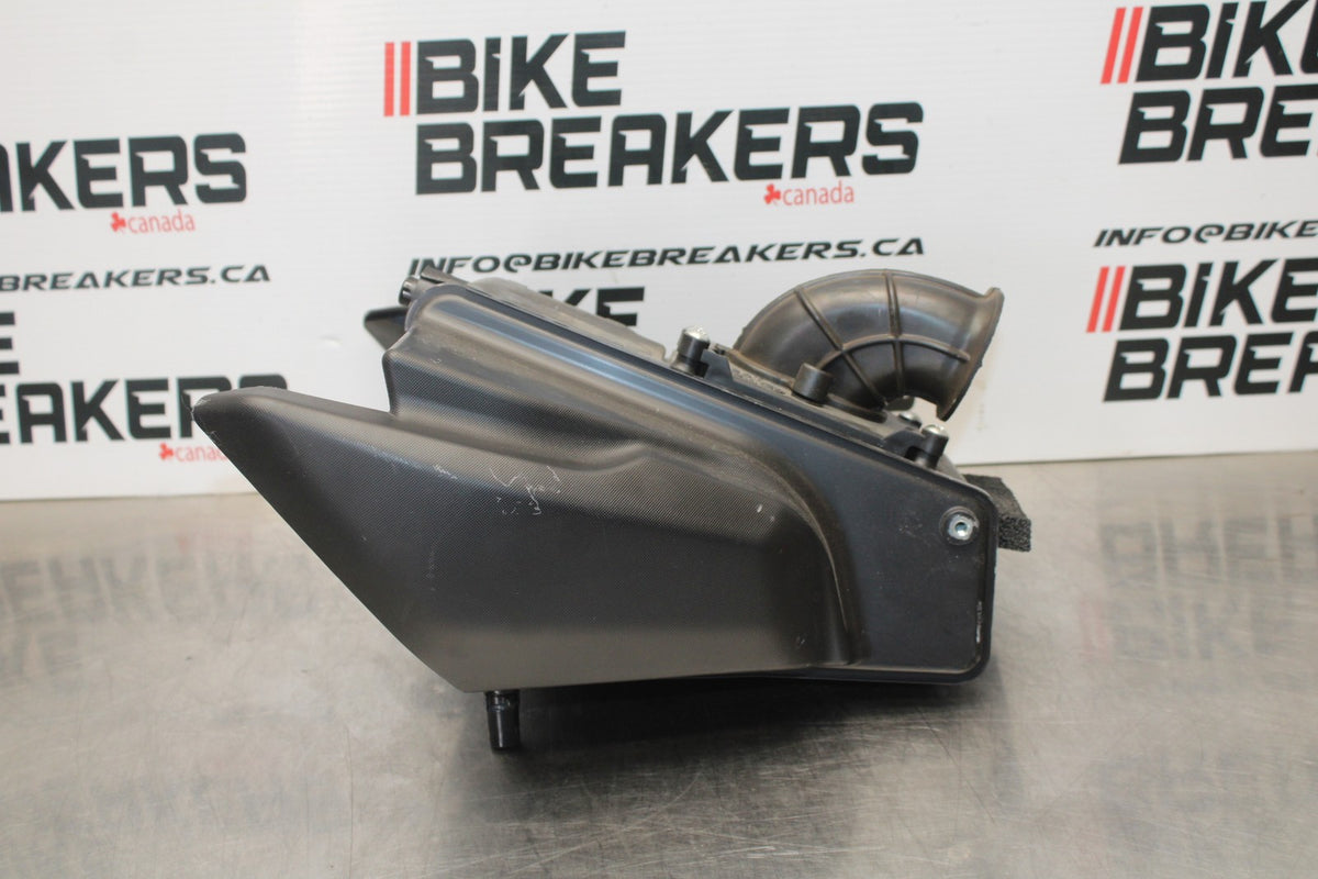 23-24 YAMAHA MT-07 AIRBOX AIR INTAKE FILTER BOX BB194