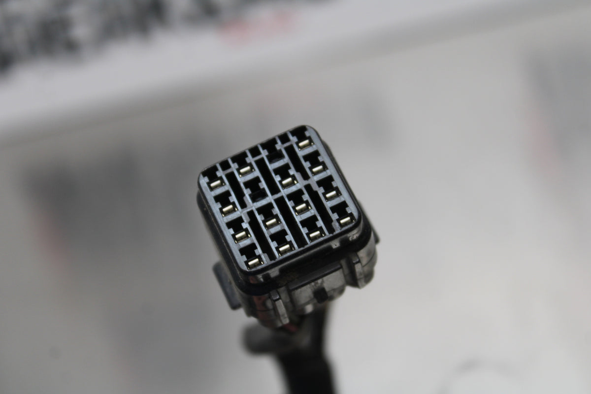 11 SUZUKI GSXR1000 HEADLIGHT SPEEDO GAUGES WIRING HARNESS WIRE LOOM BB142