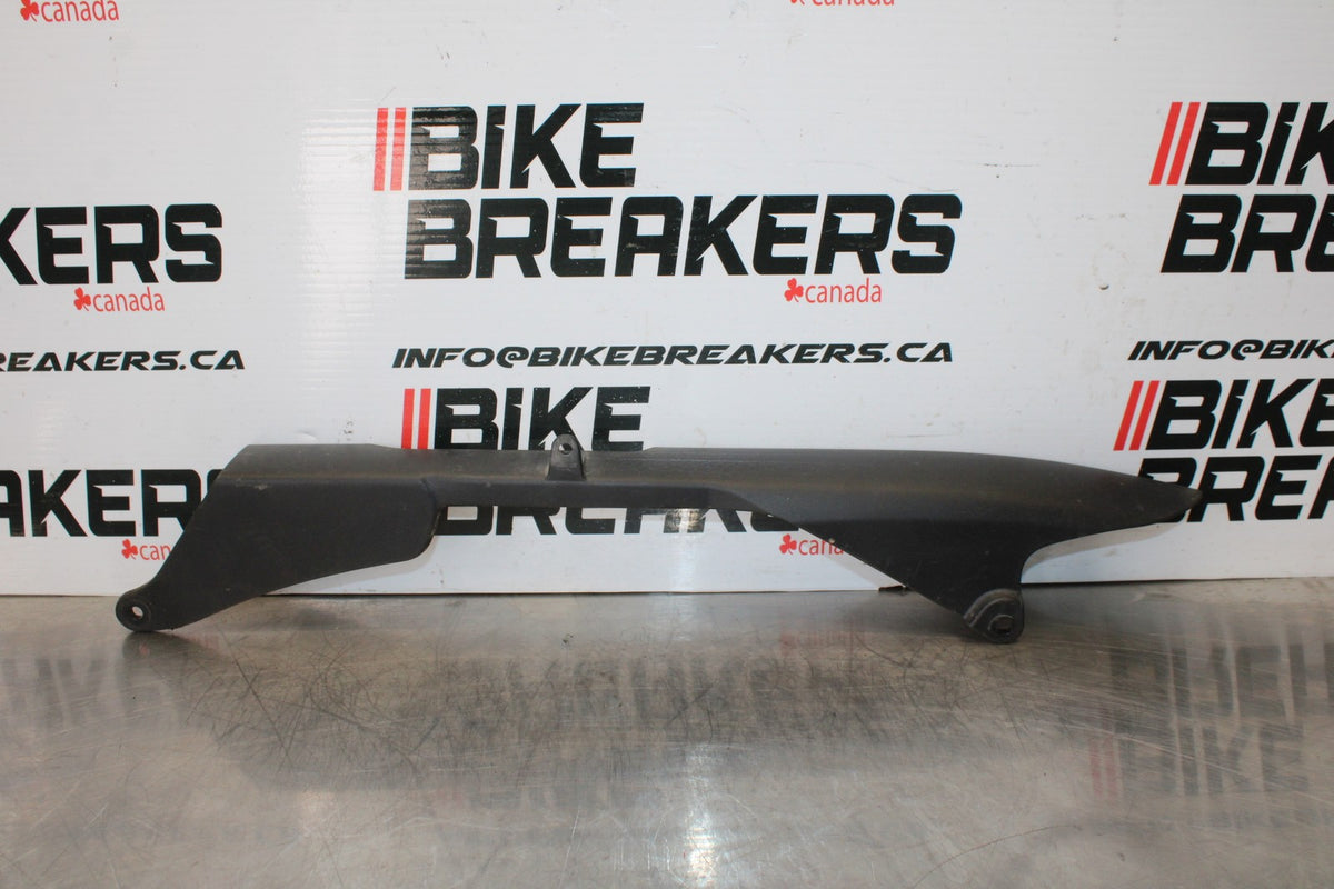 21-23 KAWASAKI NINJA ZX6R REAR BACK DRIVE CHAIN GUARD COVER SHIELD BB179