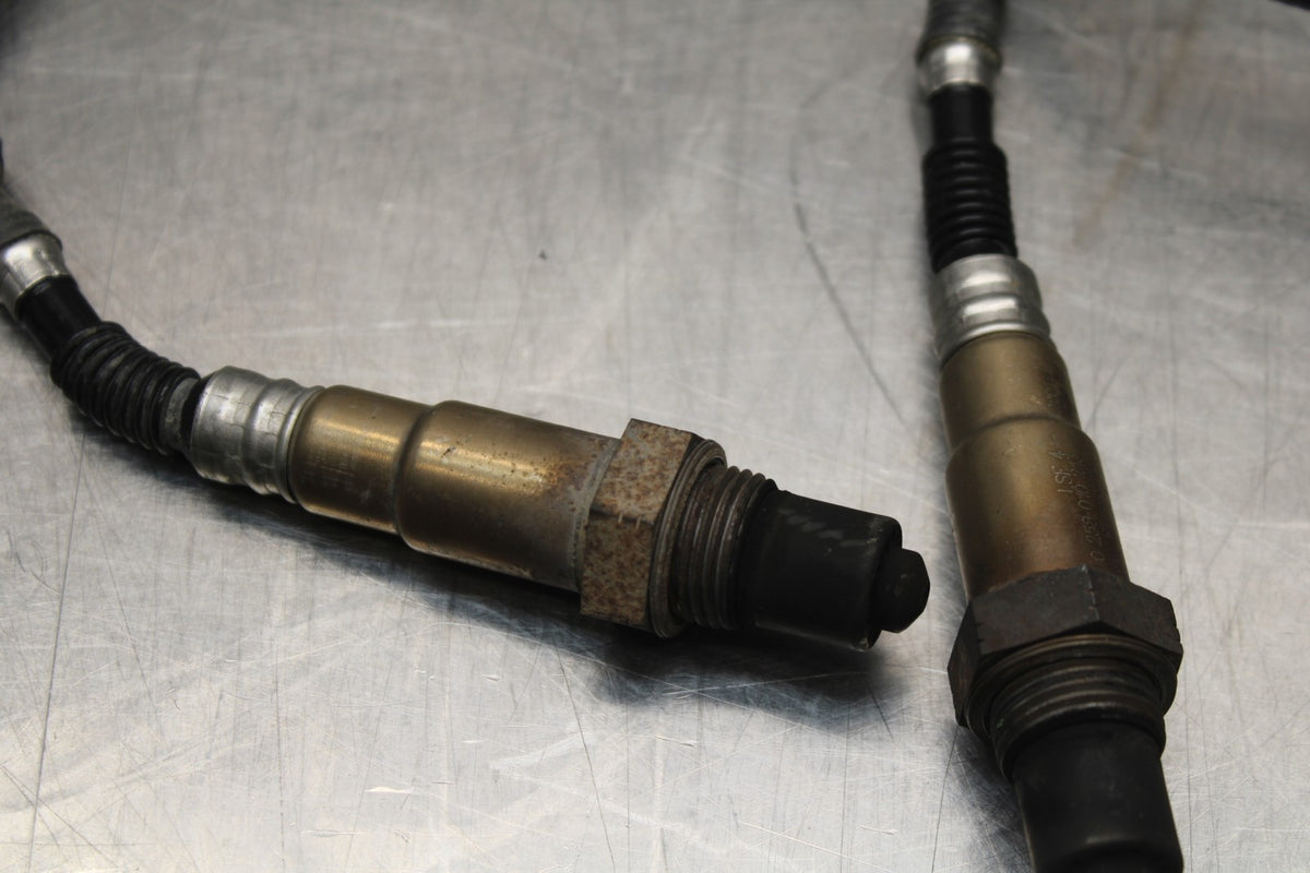 19 MOTO GUZZI V7 III OXYGEN O2 EXHAUST GAS LAMBDA SENSOR SET PAIR BB831