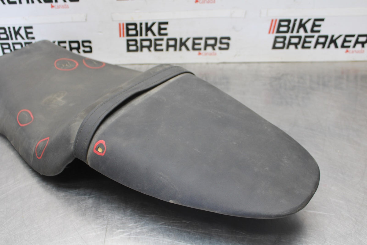 98-05 HONDA SUPER HAWK 1000 VTR1000F FRONT REAR SEAT SADDLE BB924