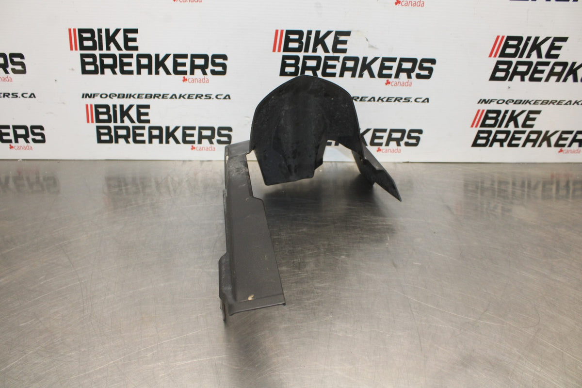 18-26 KAWASAKI Z400 REAR BACK WHEEL TIRE HUGGER FENDER 36.99