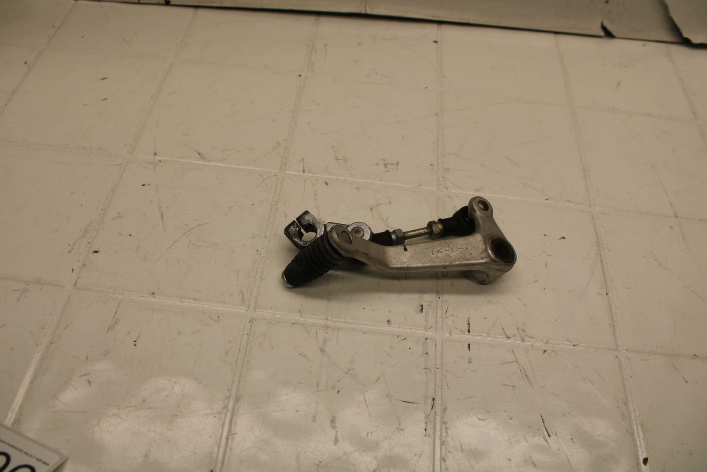 04-05 SUZUKI KATANA 600 SHIFTER LINKAGE SHIFT LINK PEDAL BB09