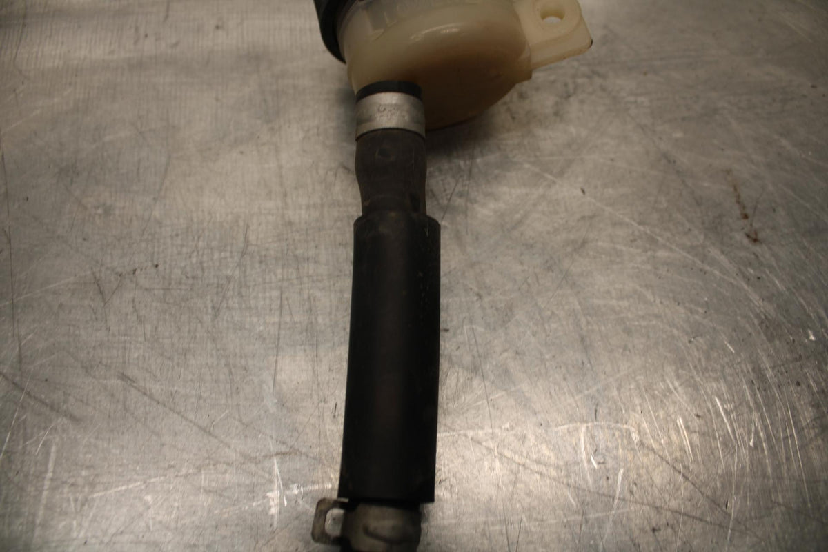00-02 KAWASAKI NINJA ZX6R ZX600J REAR BRAKE MASTER FLUID RESERVOIR TANK  BB489