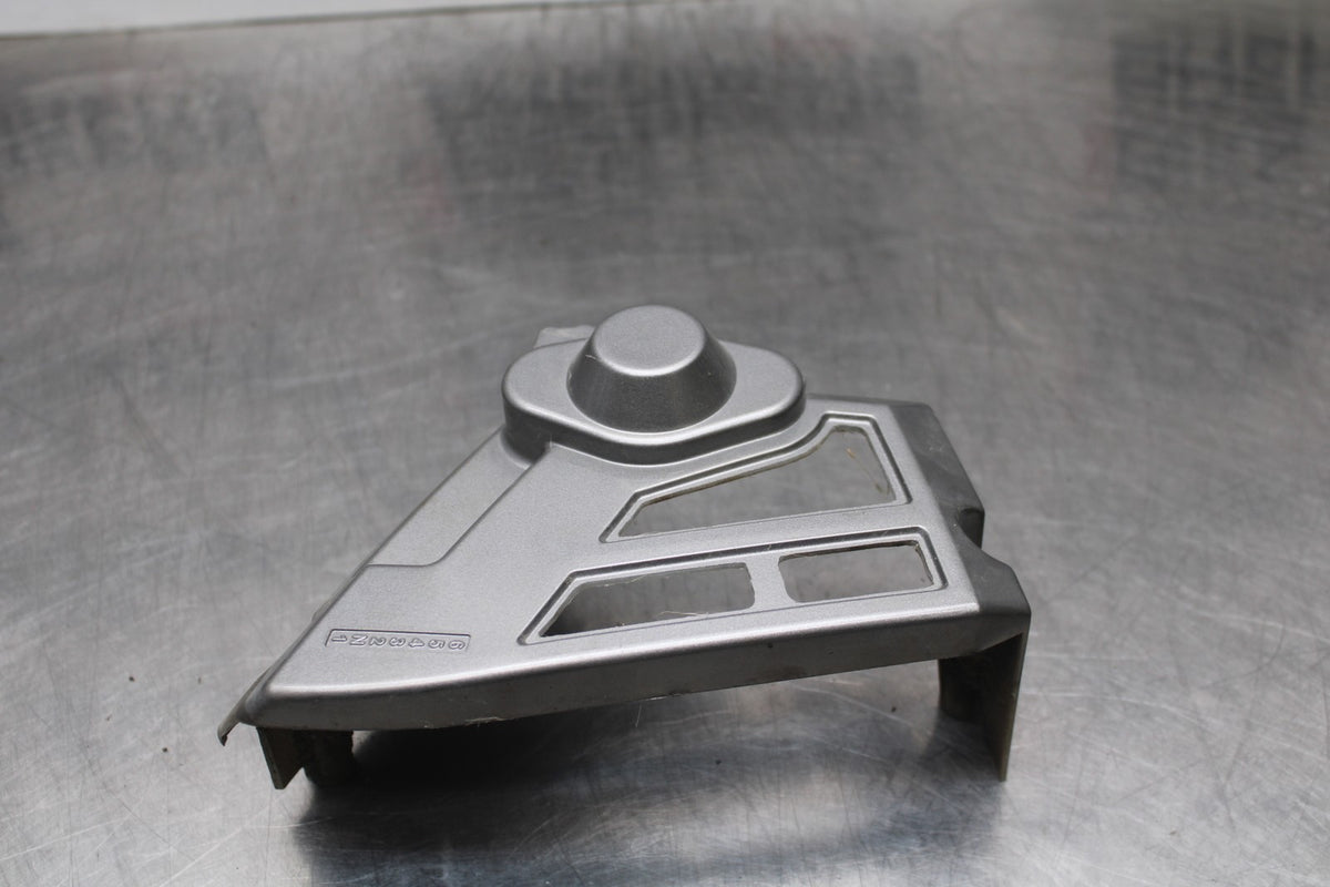 06 SUZUKI SV650S ENGINE SPROCKET COVER BB783