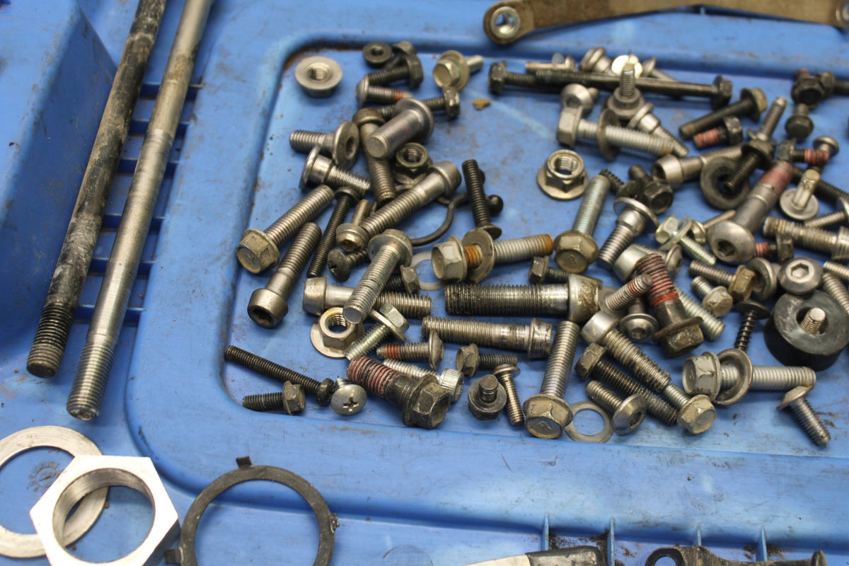 08 KAWASAKI ZX6R MOUNTING BOLTS HARDWARE SCREWS BB896