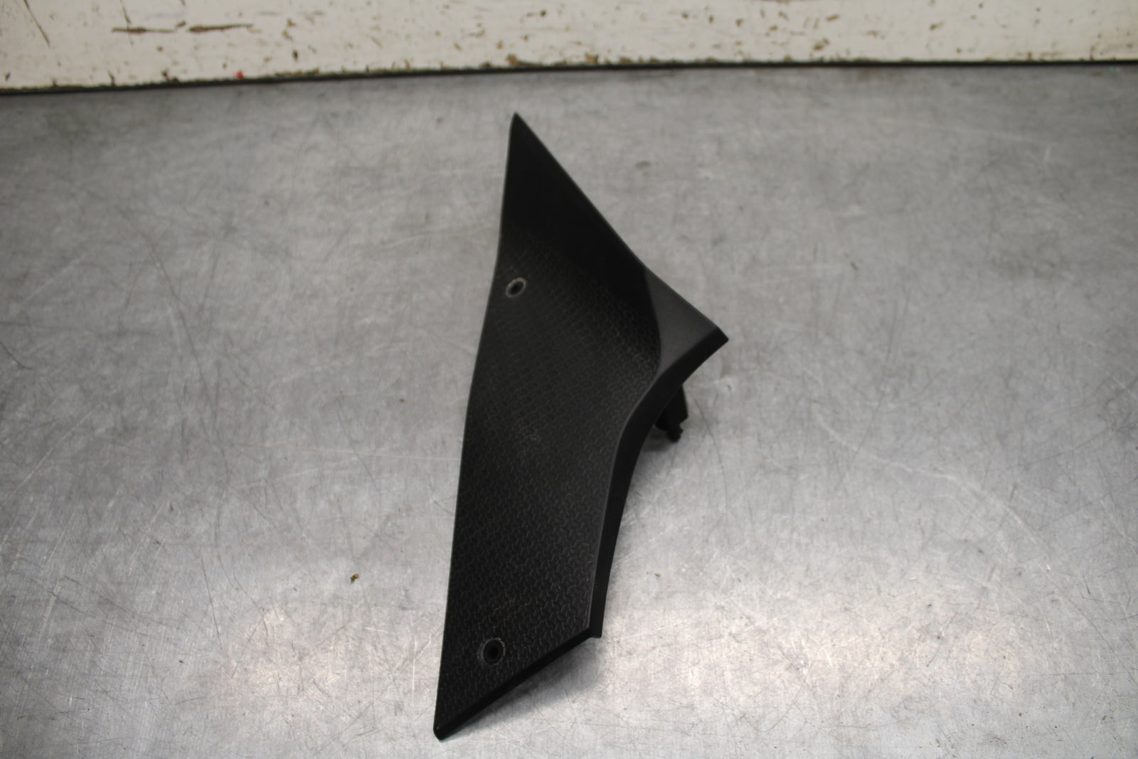 24 KAWASAKI NINJA 500 ABS RIGHT FRONT DUCT COVER PANEL COWL BB730
