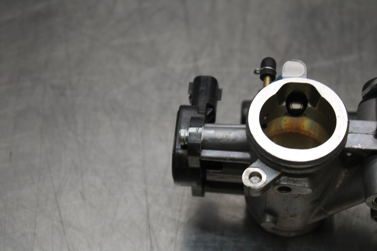 14-17 YAMAHA FZ07 MAIN FUEL INJECTORS / THROTTLE BODIES BB162