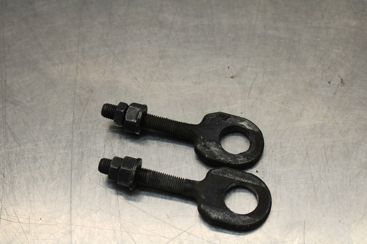 08 KAWASAKI VULCAN 900 SWINGARM CHAIN TENSIONER ADJUSTMENT BRACKETS  BB184