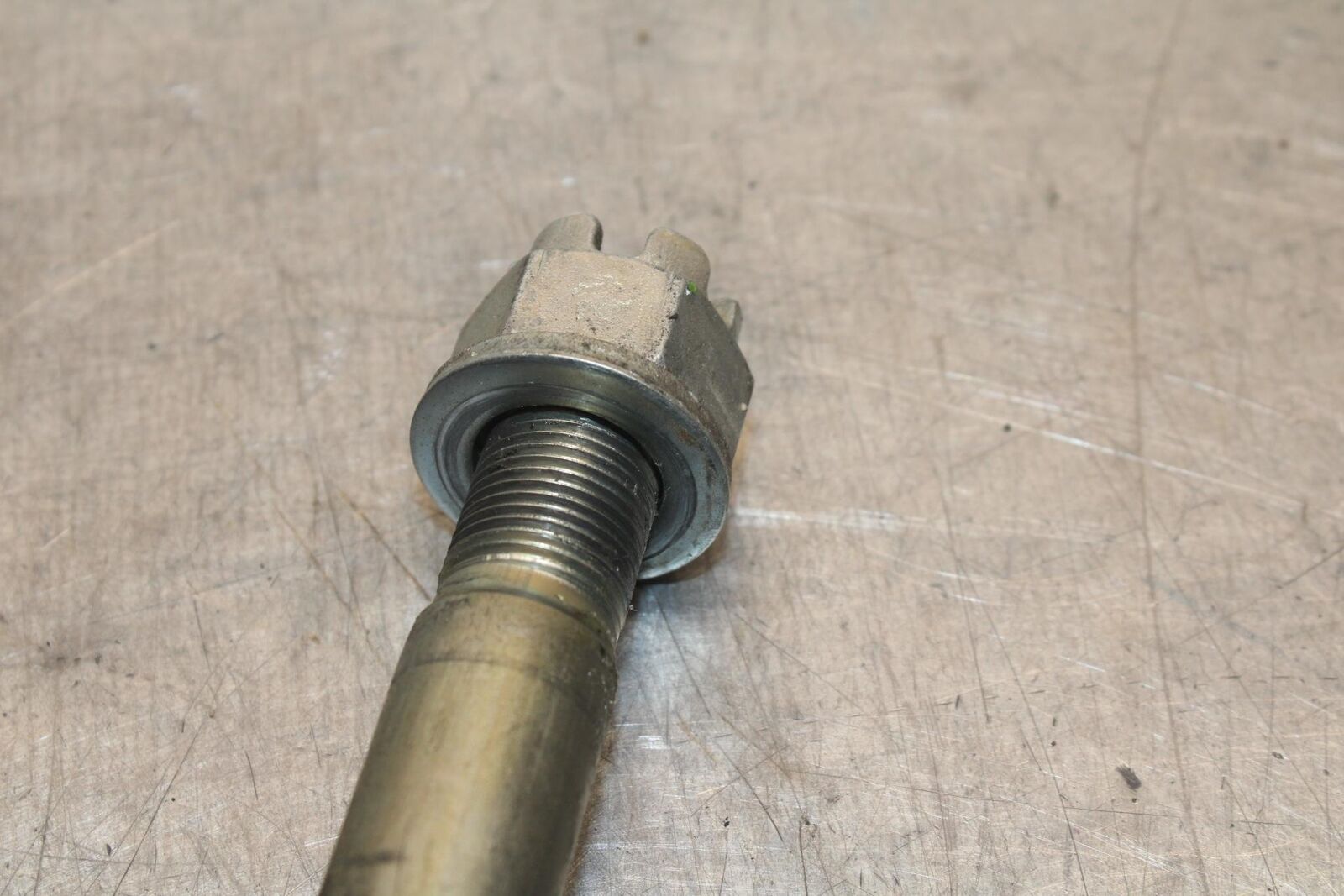 12-17 KAWASAKI ER-6N Z650 REAR AXLE BACK WHEEL RIM PIVOT BOLT AXEL BB607