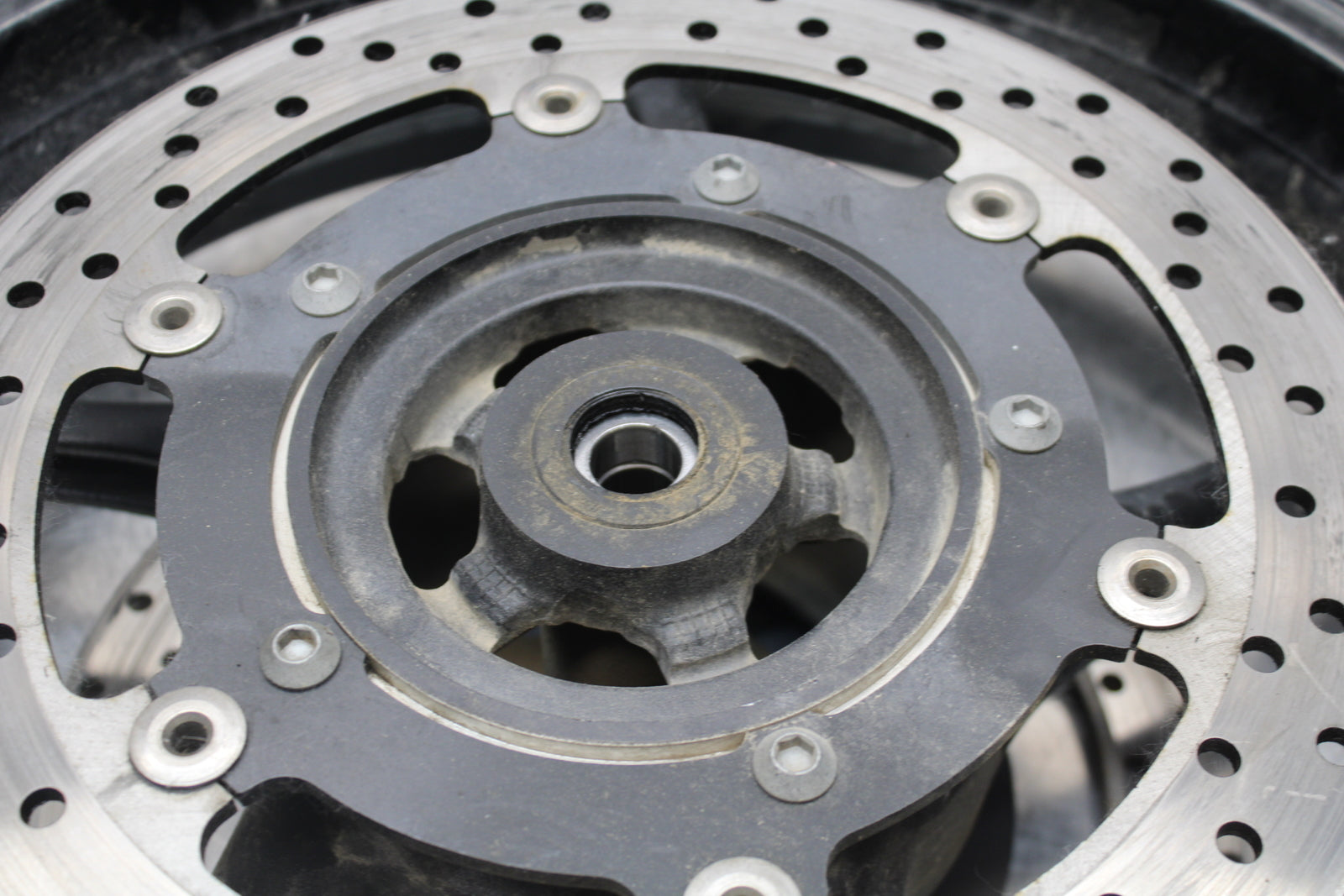 09-15 YAMAHA FZ6R FRONT WHEEL FRONT RIM & ROTORS BB161