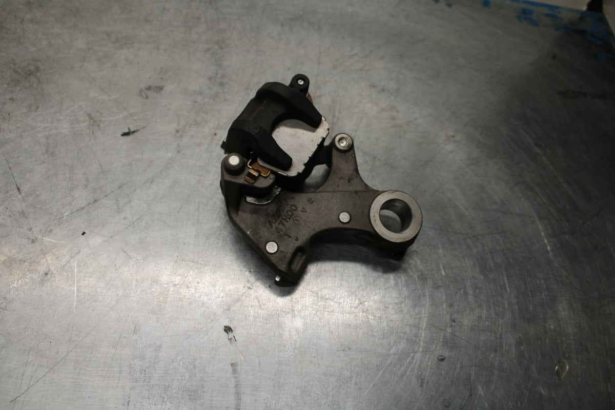 11-22 SUZUKI GSXR600 REAR BACK BRAKE CALIPER W MOUNT BRACKET BB417