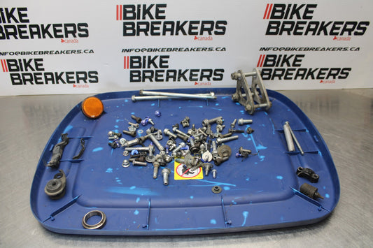 11-22 SUZUKI GSXR 600 MOUNTING BOLTS HARDWARE MOTOR SCREWS BB193