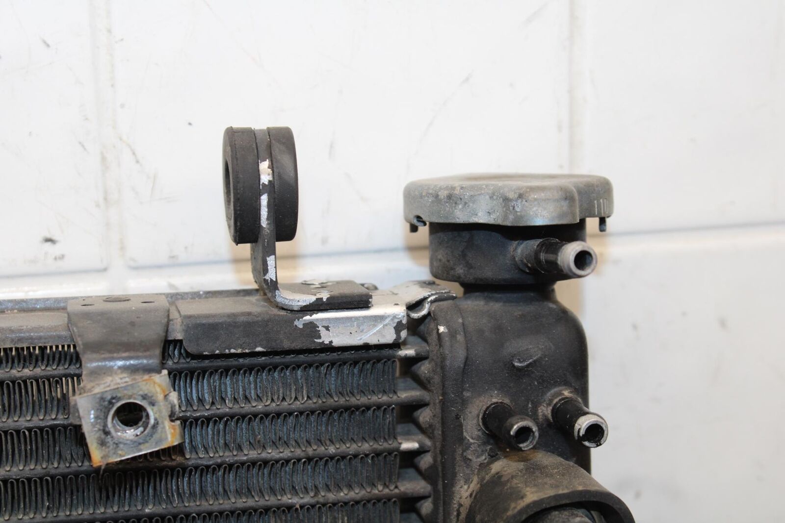 2000 Yamaha YZF R6 ENGINE RADIATOR MOTOR COOLER COOLING RADIATER BB558