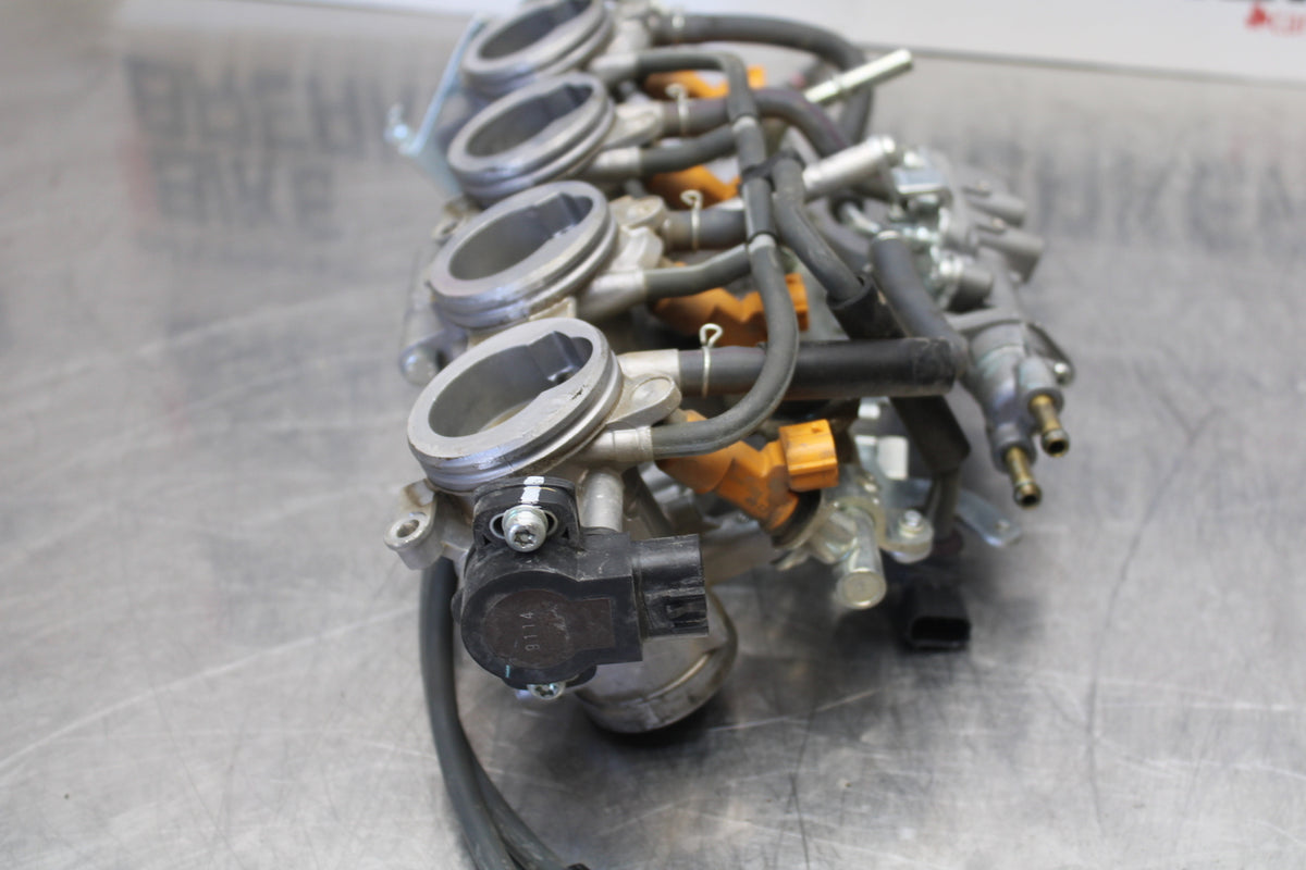 09-15 YAMAHA FZ6R MAIN FUEL INJECTORS / THROTTLE BODIES BB161