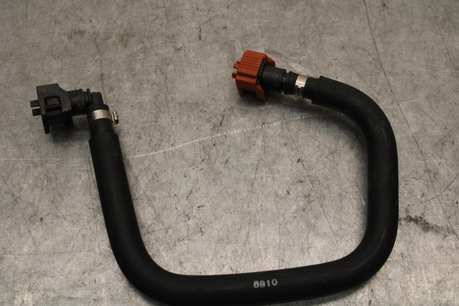 19 YAMAHA YZF R3 FUEL HOSE GAS LINE TUBE PIPE BB56