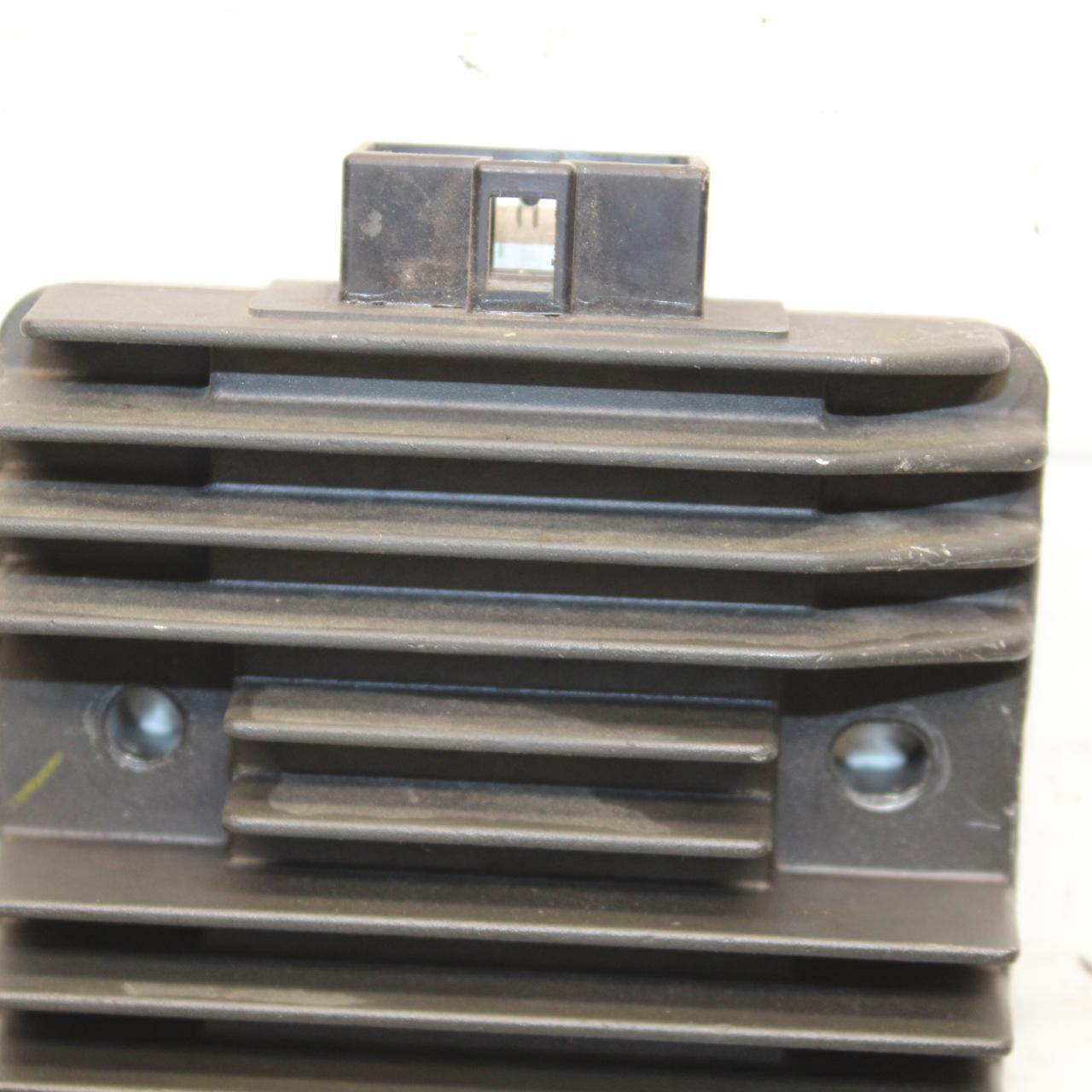 05 YAMAHA YZF R6S RECTIFIER VOLTAGE REGULATOR BB600