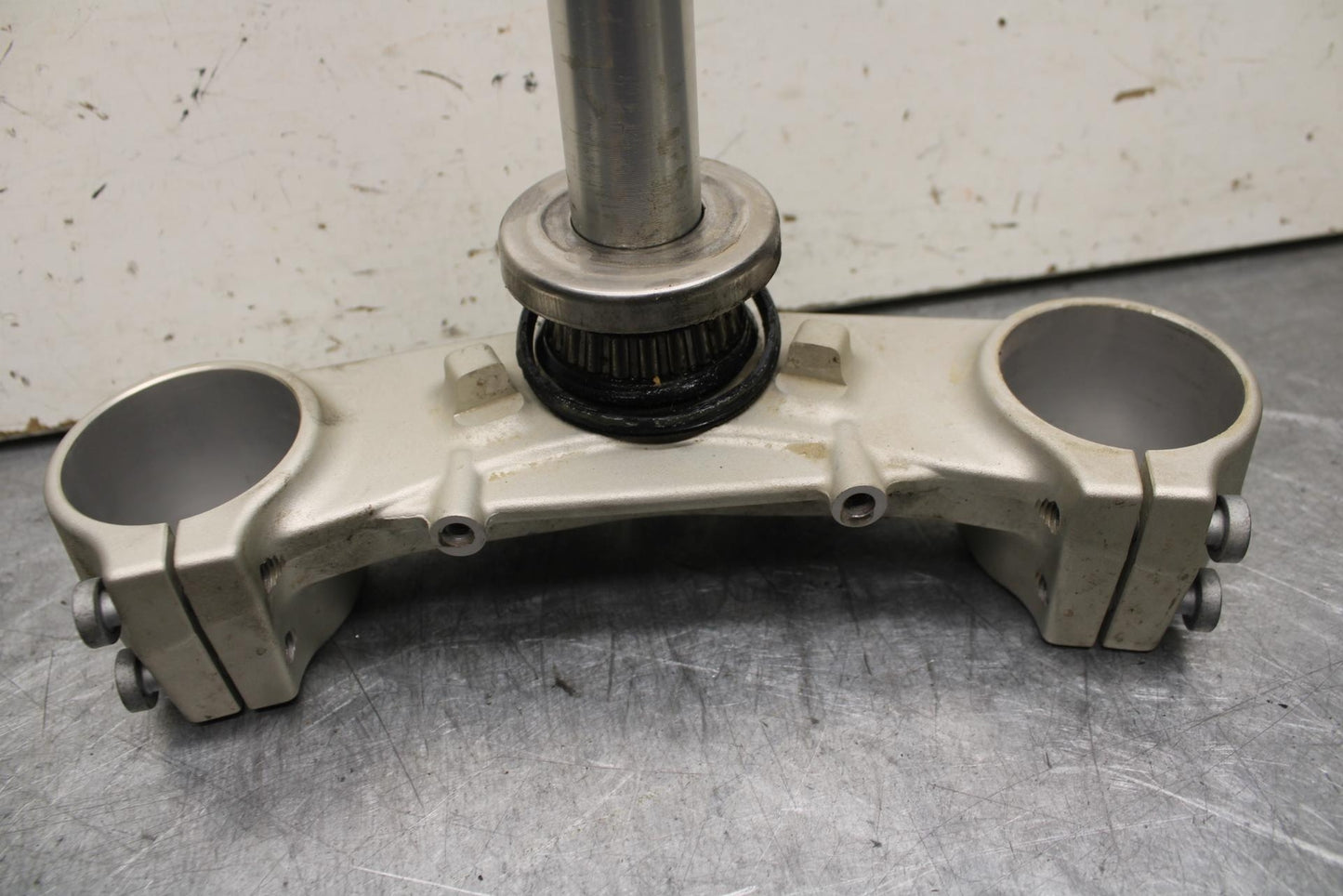 16-18 KTM 690 DUKE FRONT FORKS CLAMP LOWER TRIPLE TREE STEM BB631