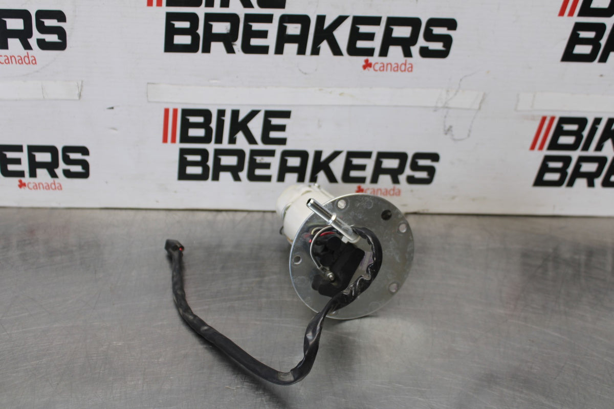 13-18 KAWASAKI NINJA ZX6R FUEL PUMP GAS PETROL SENDER UNIT BB908