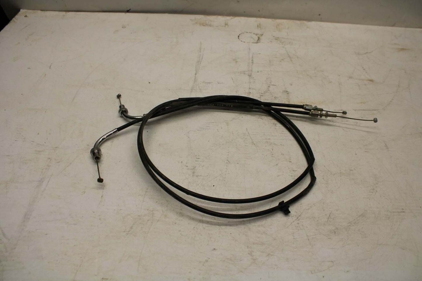 05-07 HONDA VTX1800F2 THROTTLE CABLES LINES BB351