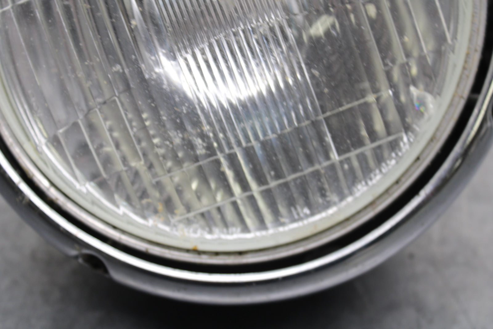 06-07 YAMAHA V STAR 1100 FRONT HEAD LIGHT HEADLIGHT LAMP BB124