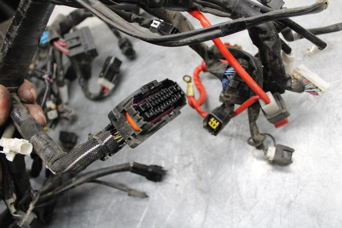 18 YAMAHA YZF R1  MAIN ENGINE WIRING HARNESS MOTOR WIRE LOOM BB473