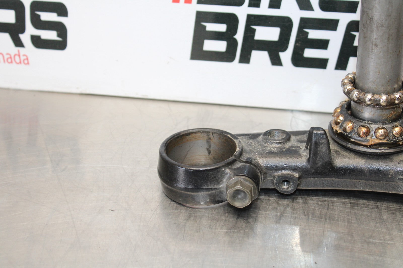 01-06 HONDA CBR600F4I FRONT FORKS CLAMP LOWER TRIPLE TREE STEM BB185