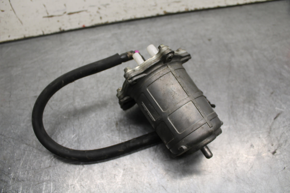 10-13 HONDA SHADOW RS 750 VT750RS FUEL GAS PUMP BB718