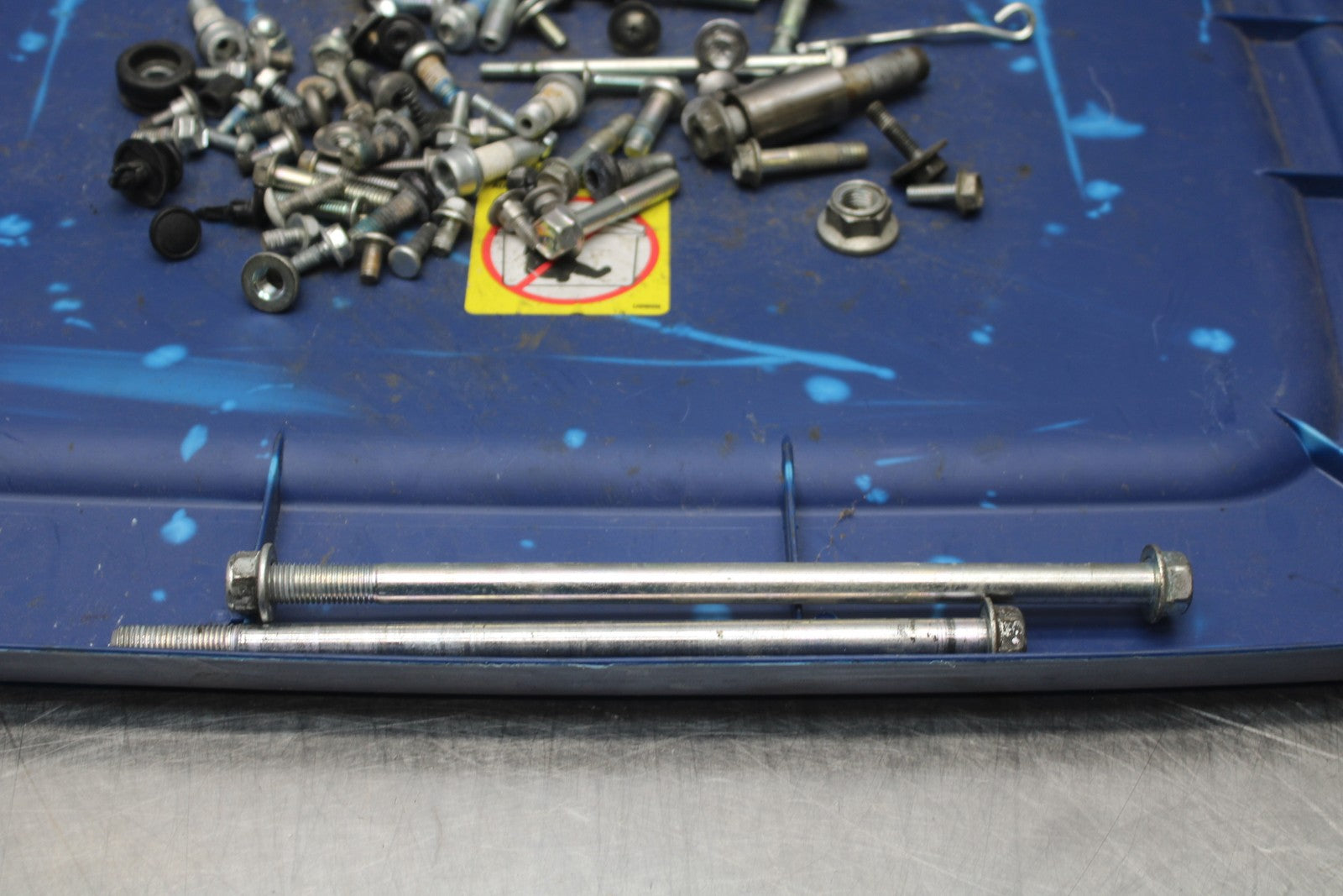 08-10 SUZUKI GSXR 600 MOUNTING BOLTS HARDWARE MOTOR SCREWS BB202
