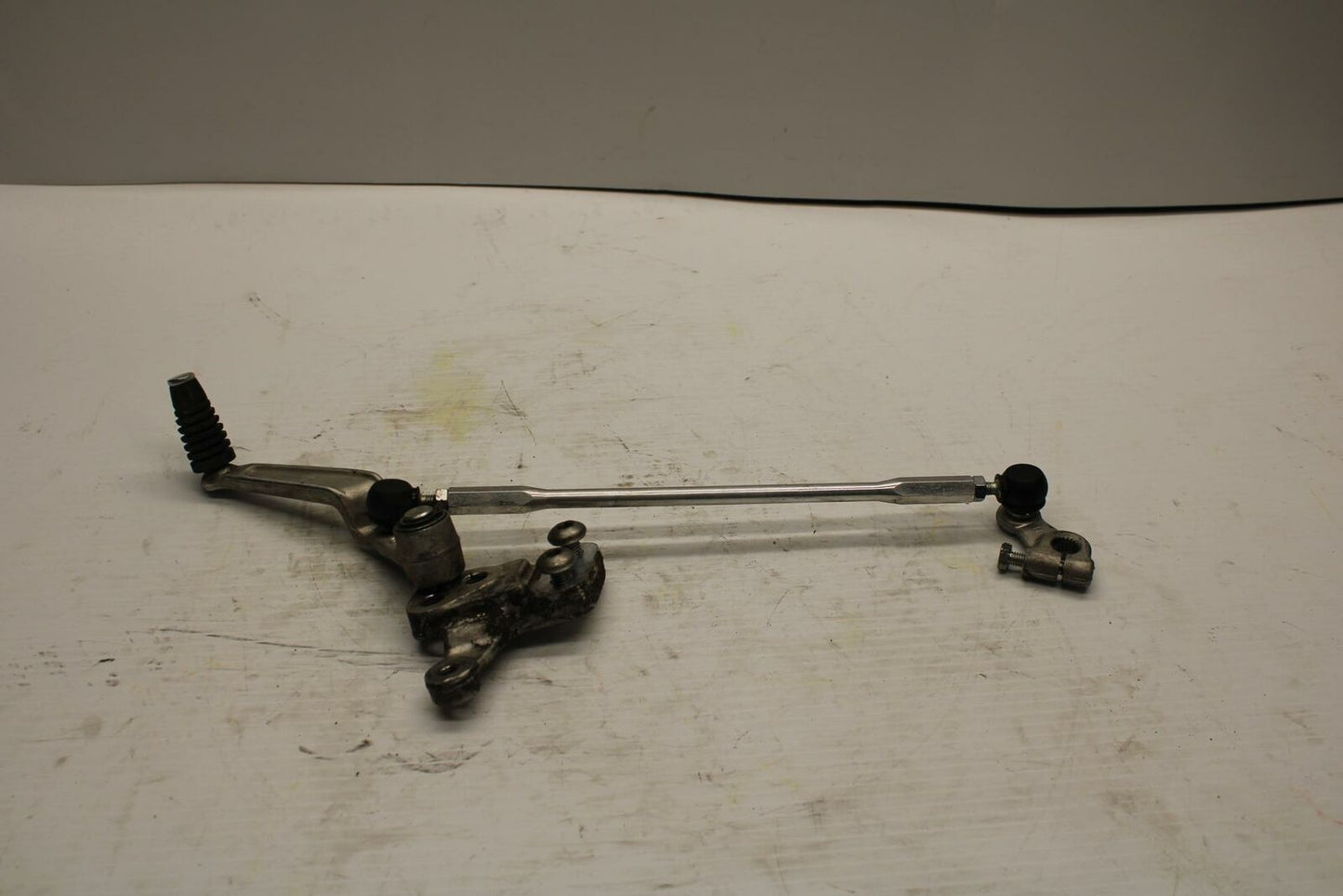 06-07 SUZUKI GSXR600 SHIFTER LINKAGE SHIFT LINK PEDAL  BB245
