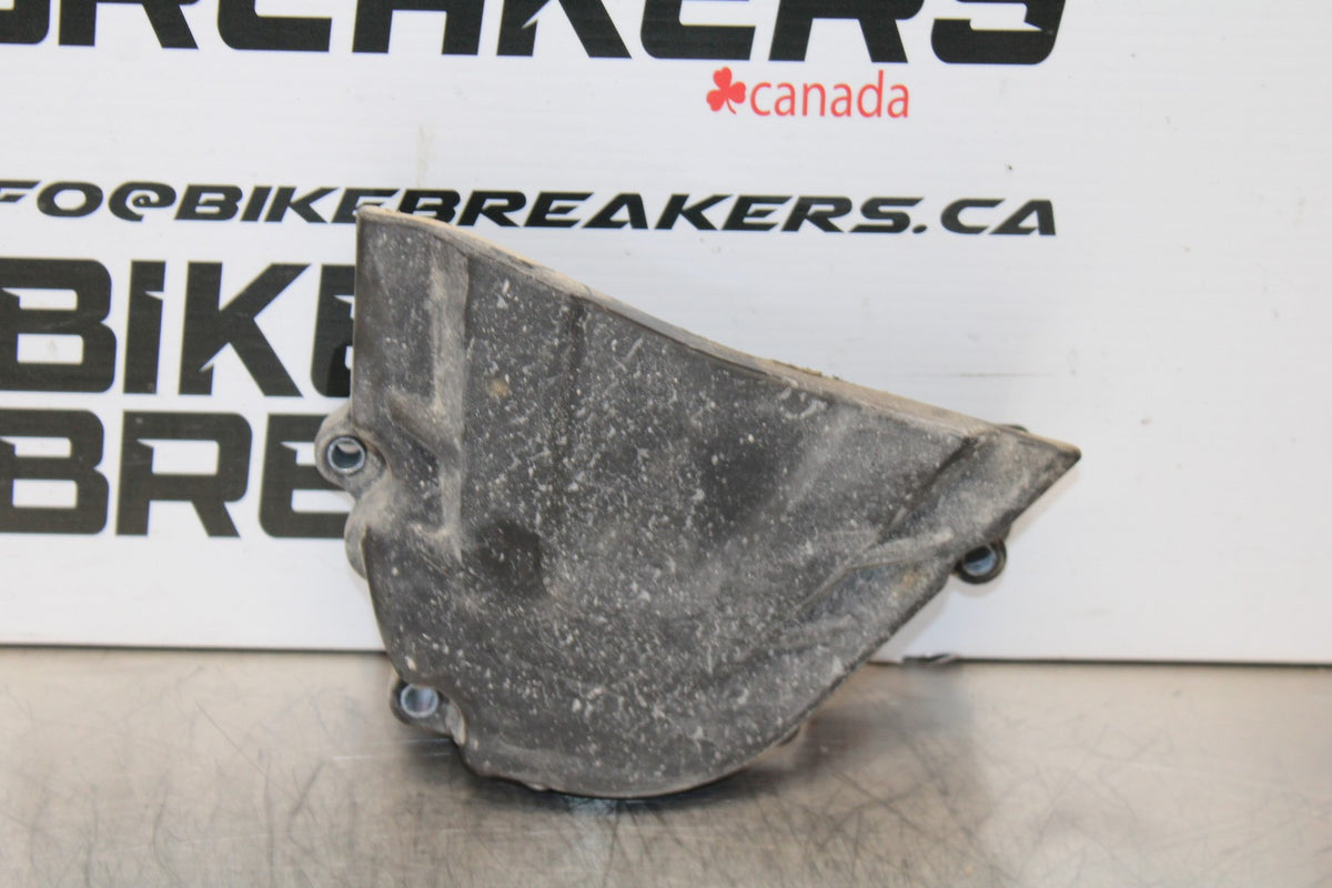 24-25 KAWASAKI NINJA ZX4R ENGINE SPROCKET COVER BB174