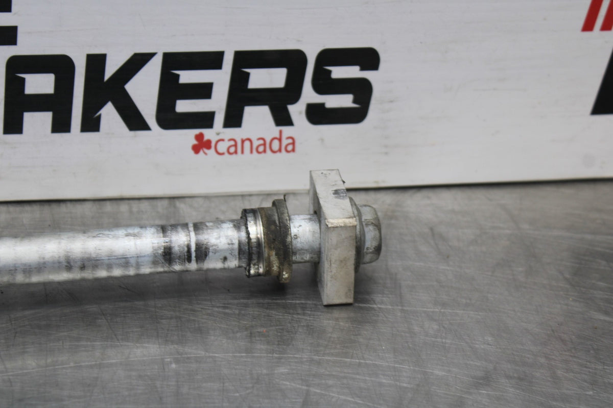 12-16 KAWASAKI NINJA 650 EX650F ABS REAR AXLE WHEEL RIM PIVOT BOLT AXEL BB860