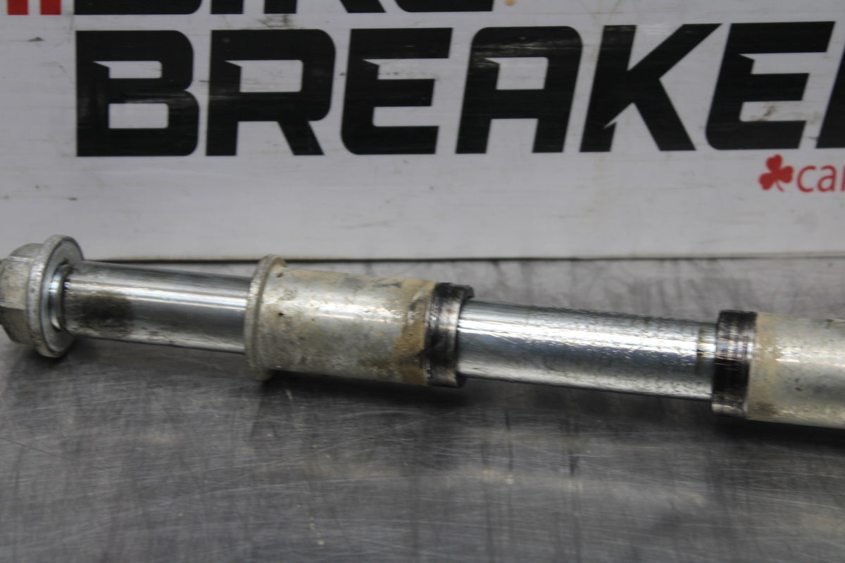07-25 KAWASAKI VULCAN 900 VN900D CLASSIC LT FRONT WHEEL AXLE PIVOT BOLT BB842