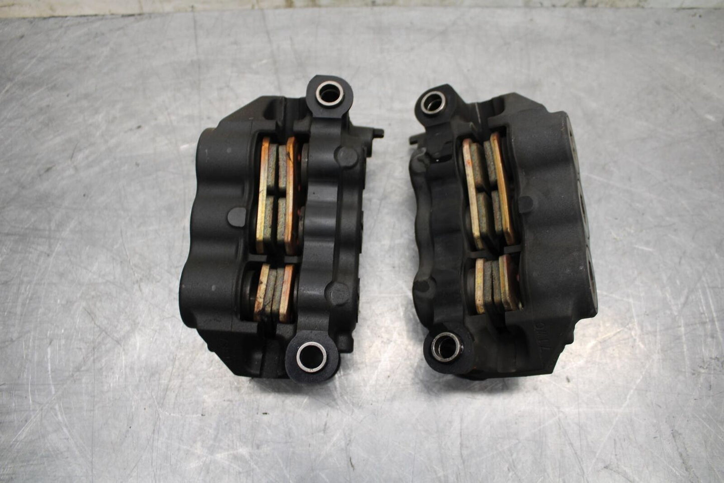 07-08 YAMAHA YZF R1 RIGHT LEFT FRONT BRAKE CALIPER SET PAIR CALIPERS BB483