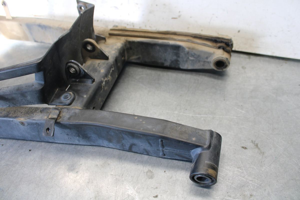 09-15 YAMAHA FZ6R REAR SWINGARM BACK SUSPENSION SWING ARM BB686