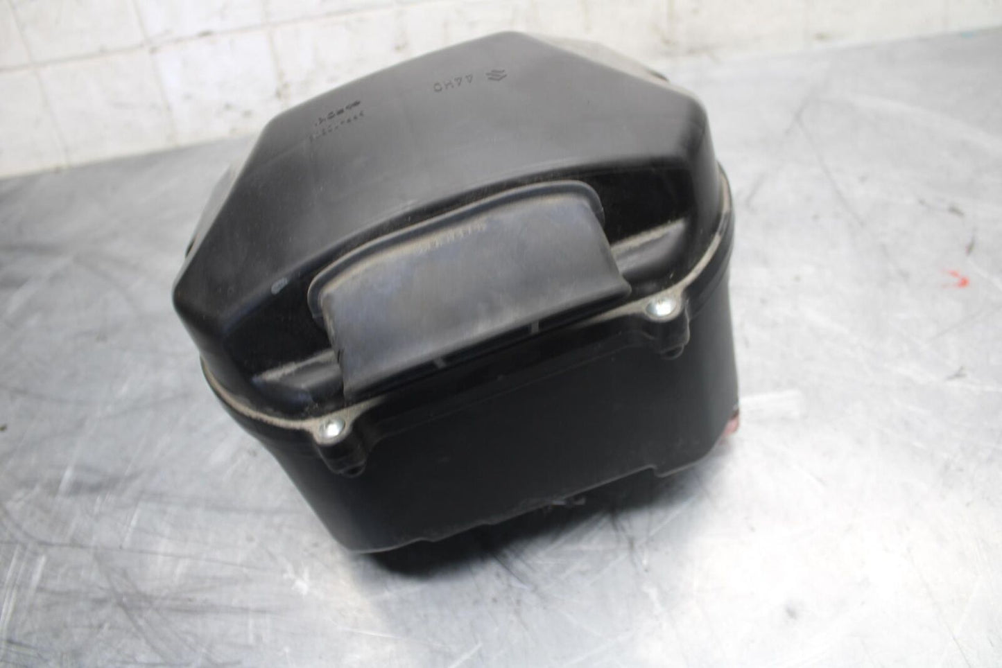 2017 Suzuki SV650X SV650AL7 ABS AIRBOX AIR INTAKE FILTER BOX BB511
