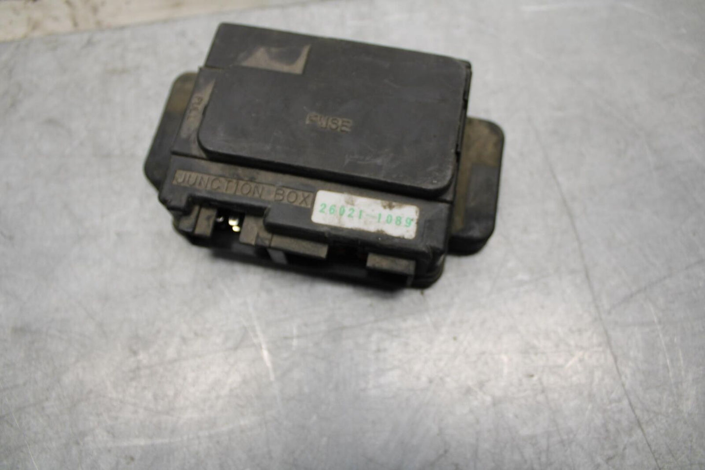 2001 Kawasaki Ninja ZX6 ZX600E RELAY ASSEMBLY FUSE BOXBB547