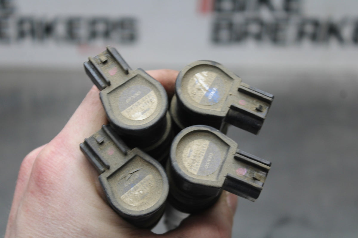 01-03 SUZUKI GSXR600 IGNITION COILS COIL SPARK PLUG CAPS BB841