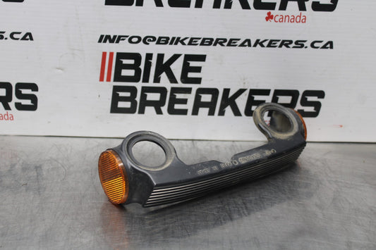 77 SUZUKI GS750 FORKS  TRIPLE TREE COVER BB779